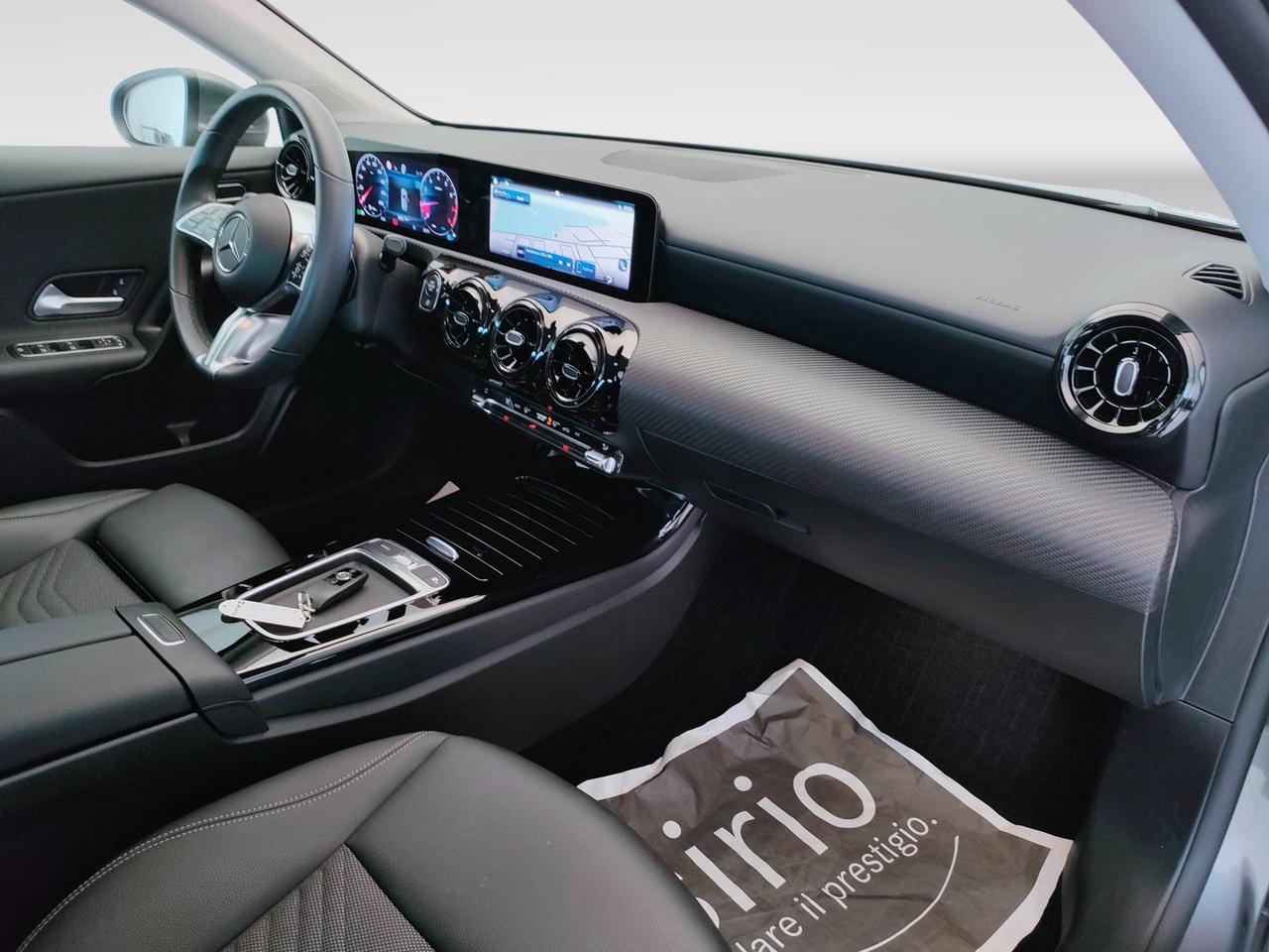 Mercedes-Benz Classe A - W177 2023 - A 180 Advanced auto