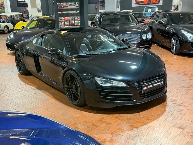 AUDI R8 4.2 V8 FSI Quattro-Tagliandi Audi-Book Service