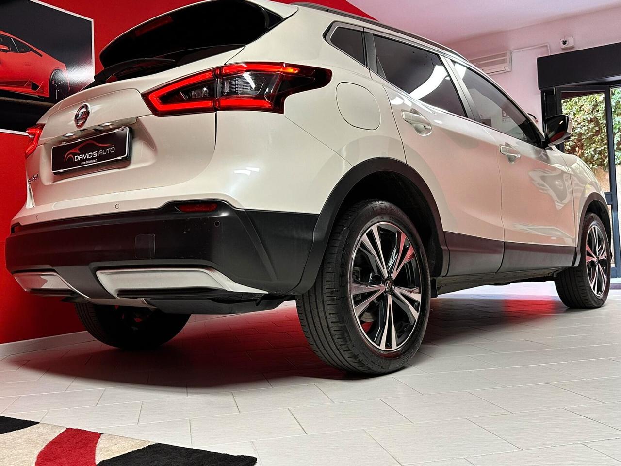 Nissan Qashqai 1.6 dCi 2WD N-Connecta