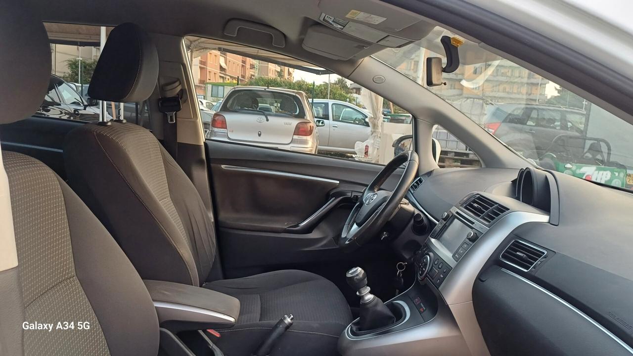 Toyota Verso 1.6 D-4D Style 7 Posti