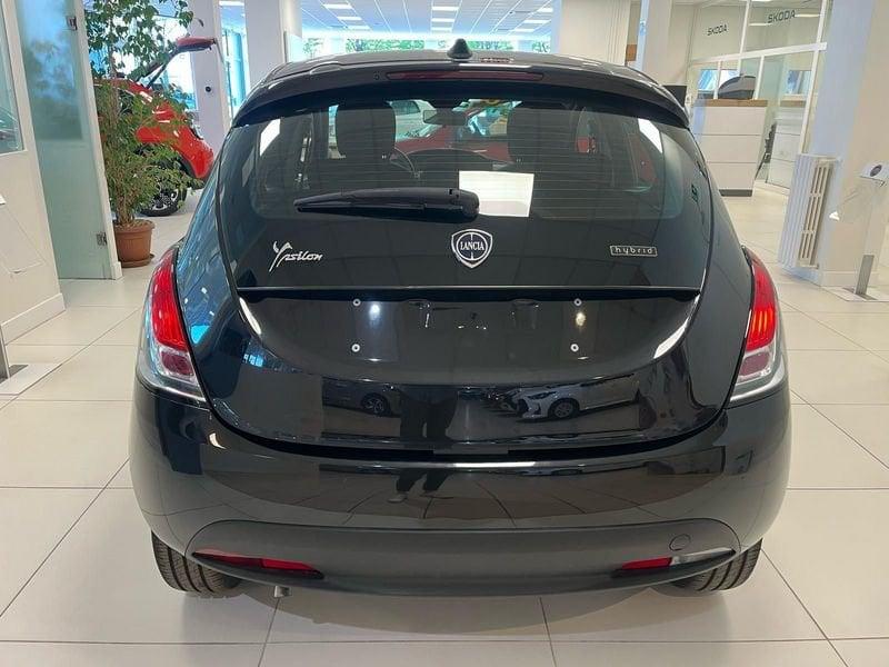 Lancia Ypsilon 1.0 FireFly 5 porte S&S Hybrid Silver Plus