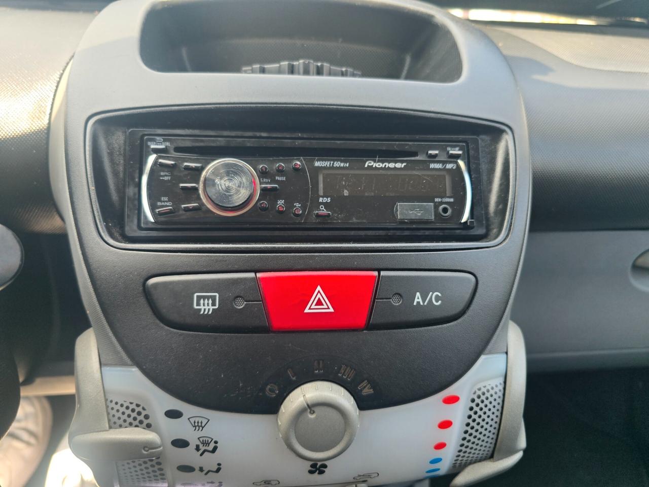 Citroen C1 1.0 5 porte airdream AMIC1