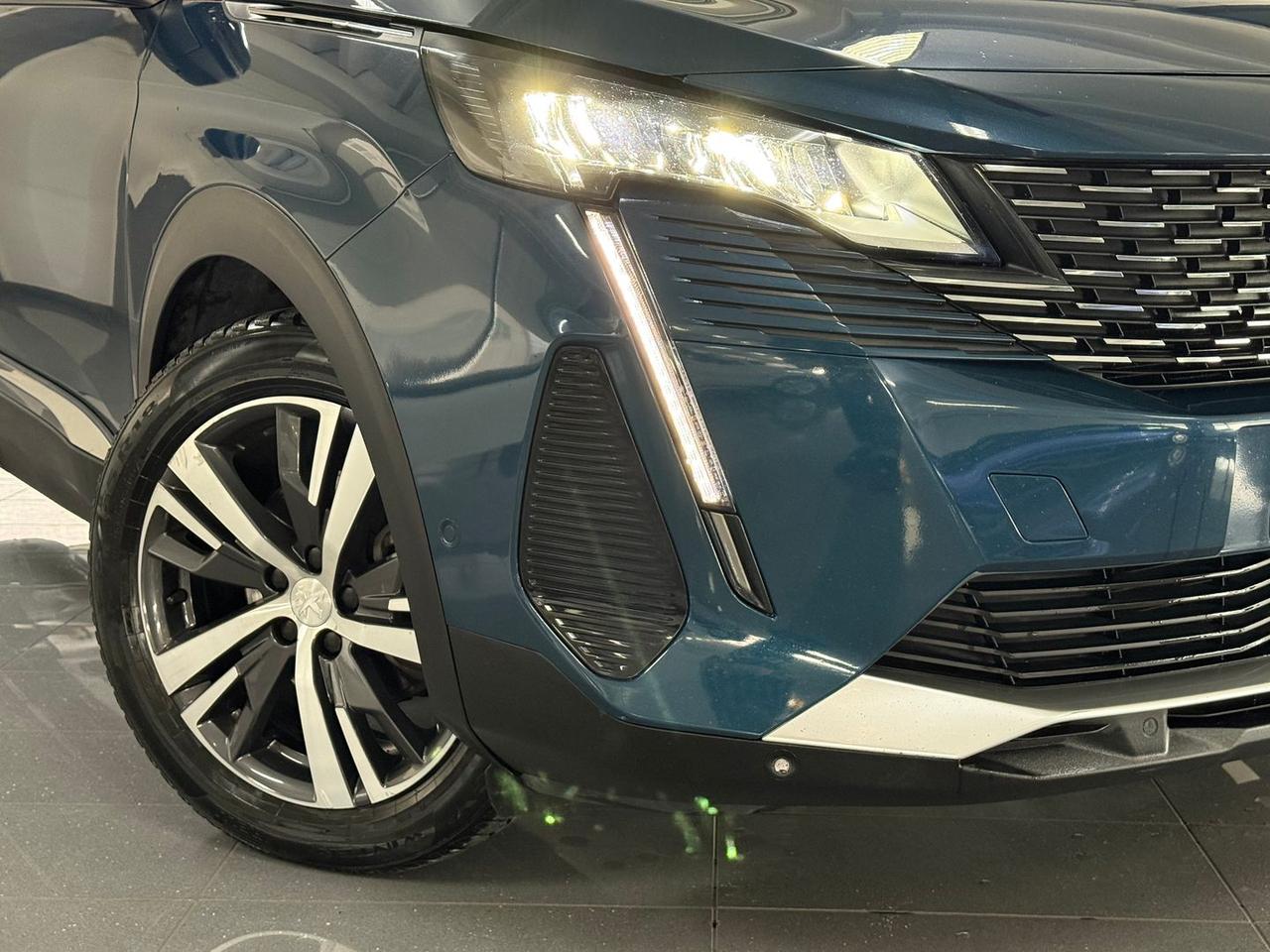 Peugeot 3008 Allure Pack 1.5 Blue HDI 130 #10227