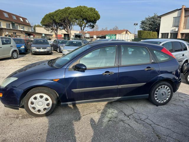 FORD Focus benzina/gpl neopatentati Bellissima1.8 16V 5p.Ghia