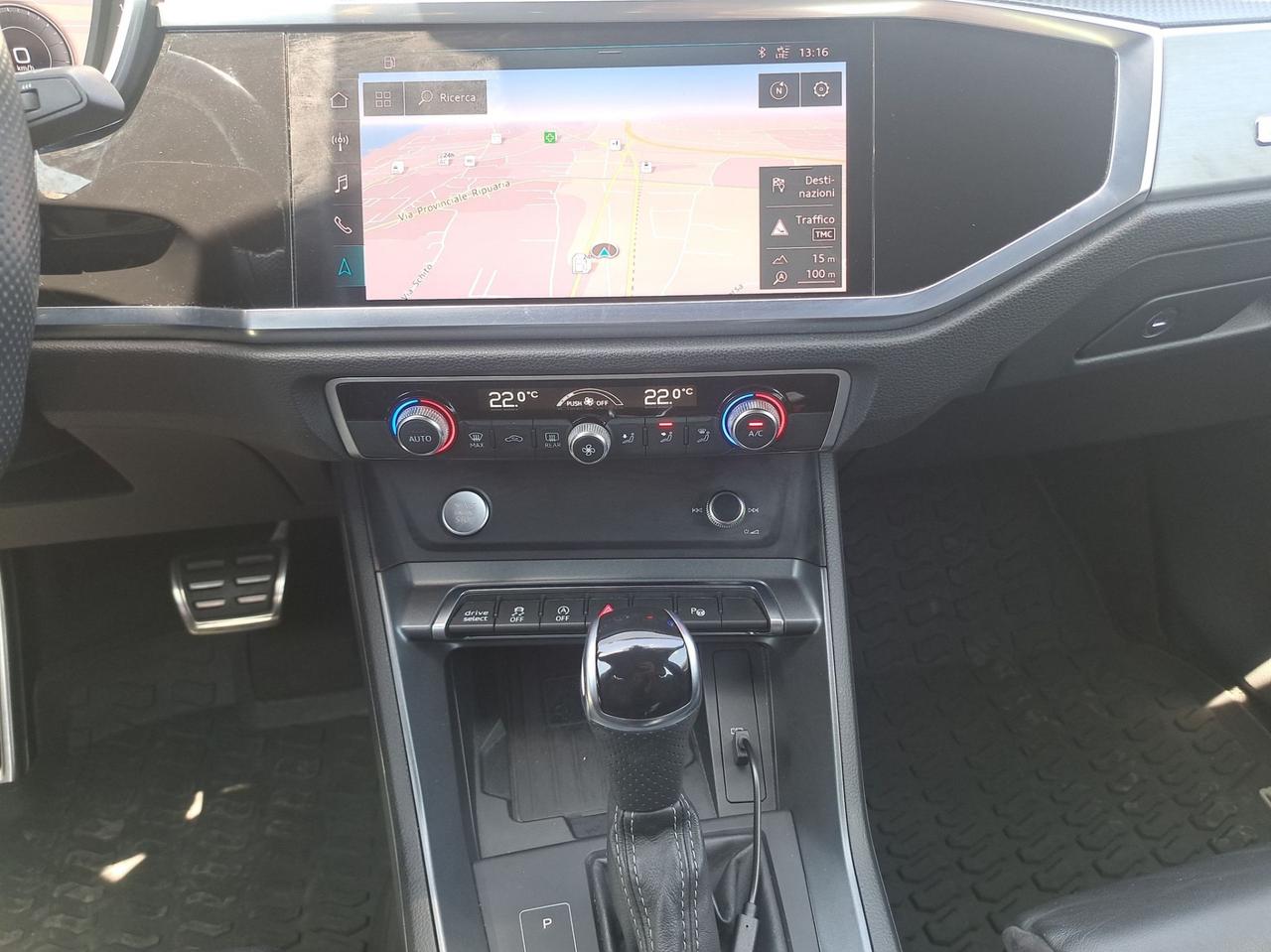 Audi Q3 45 TFSI quattro S tronic S line edition