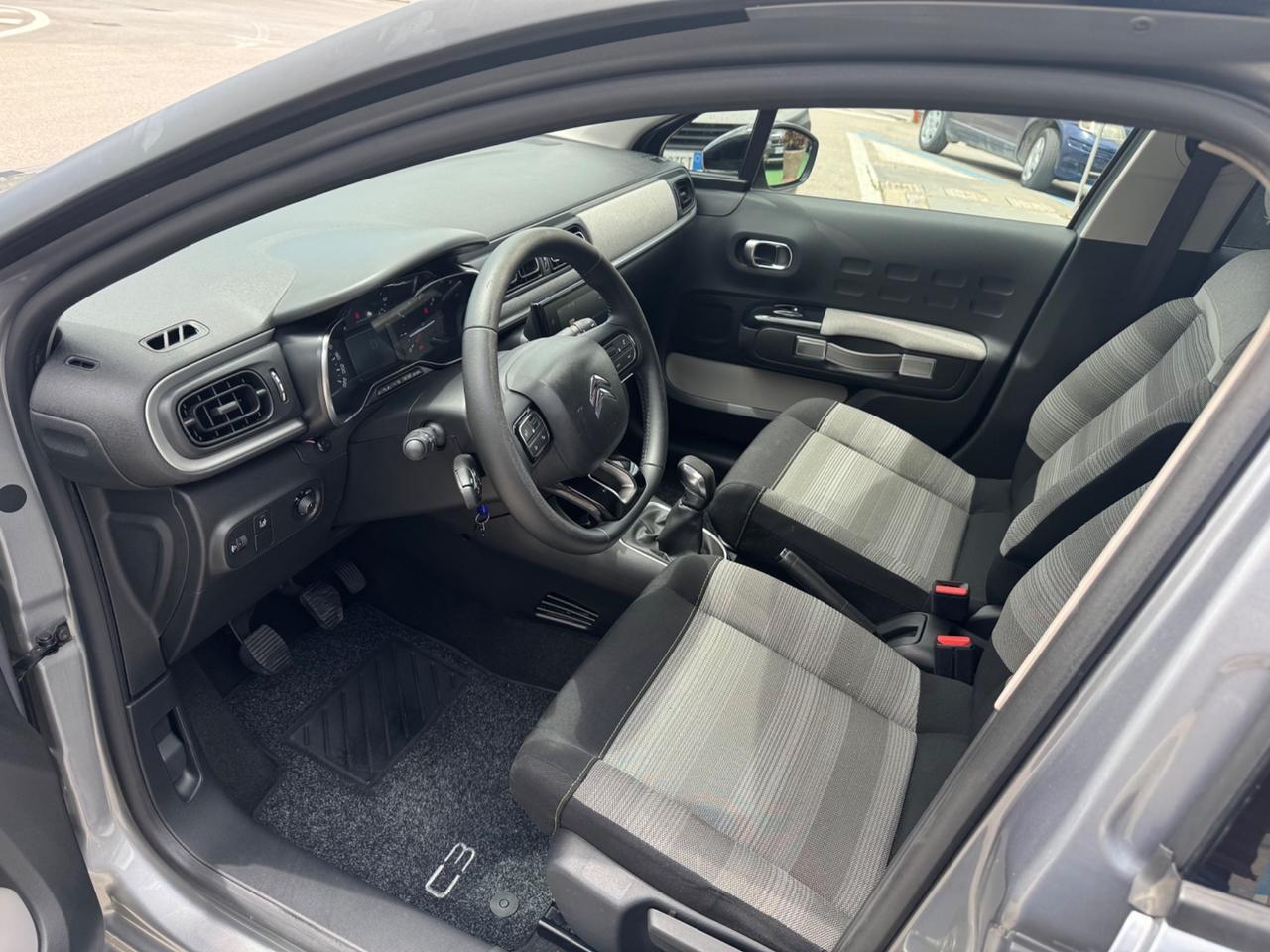 Citroen C3 PureTech 82 Shine