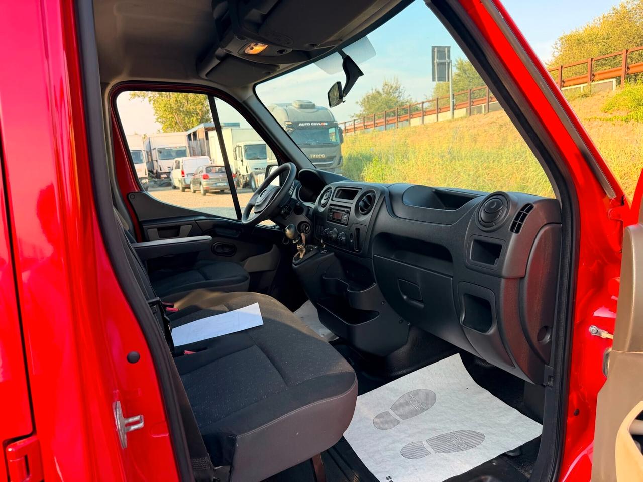 Opel Movano doppia cabina con cassone fisso
