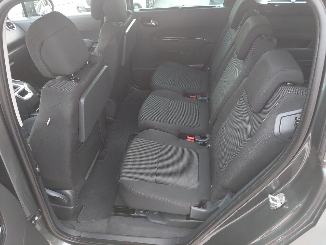 Peugeot 5008 1.6 HDi 110CV 80.000km 7p