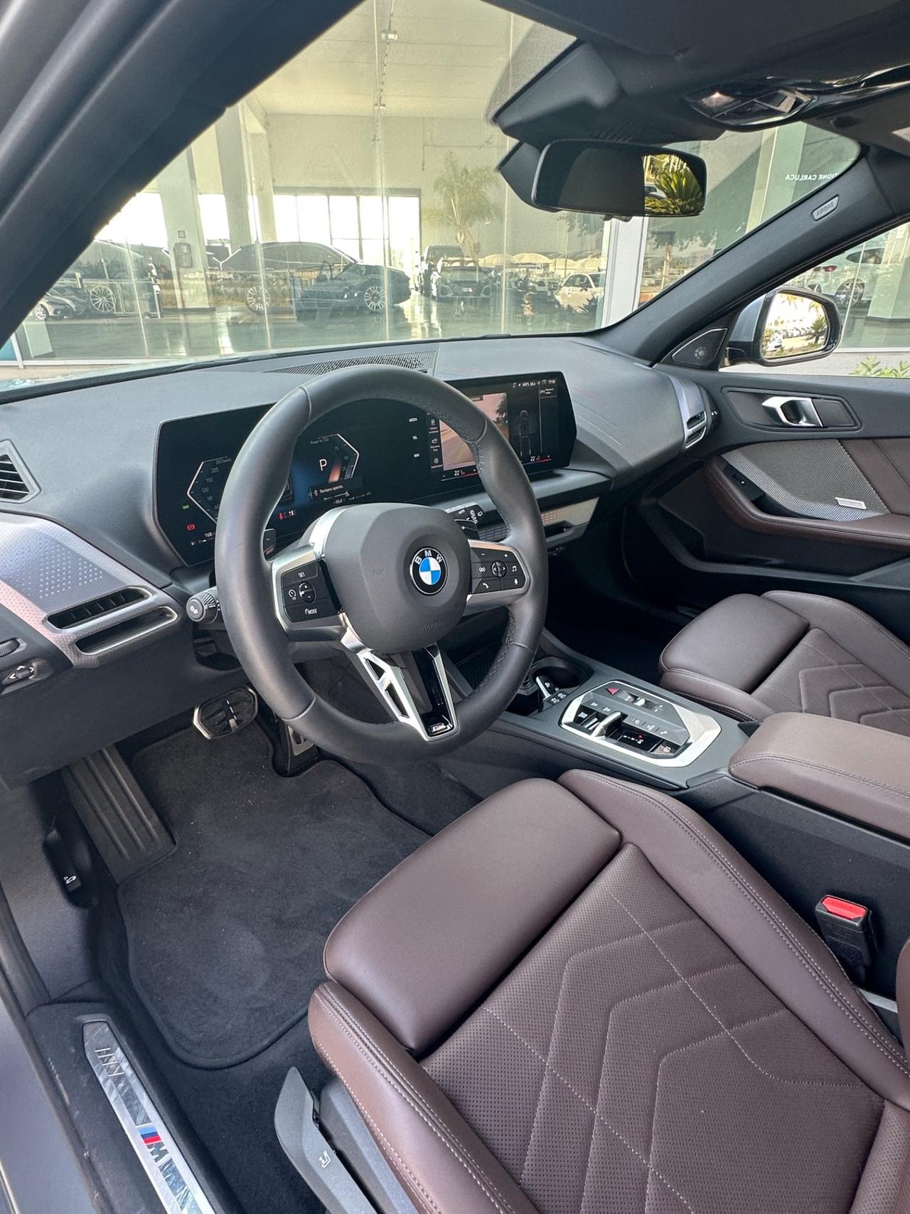 BMW 118 d MSport auto possibilità noleggio no scoring