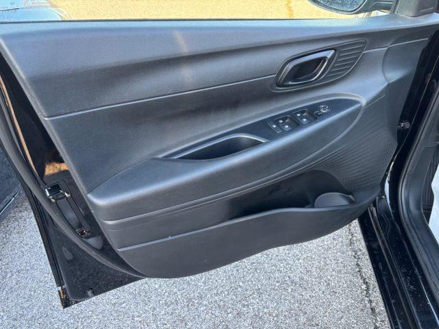 HYUNDAI i20 1.2 MPI MT Connectline