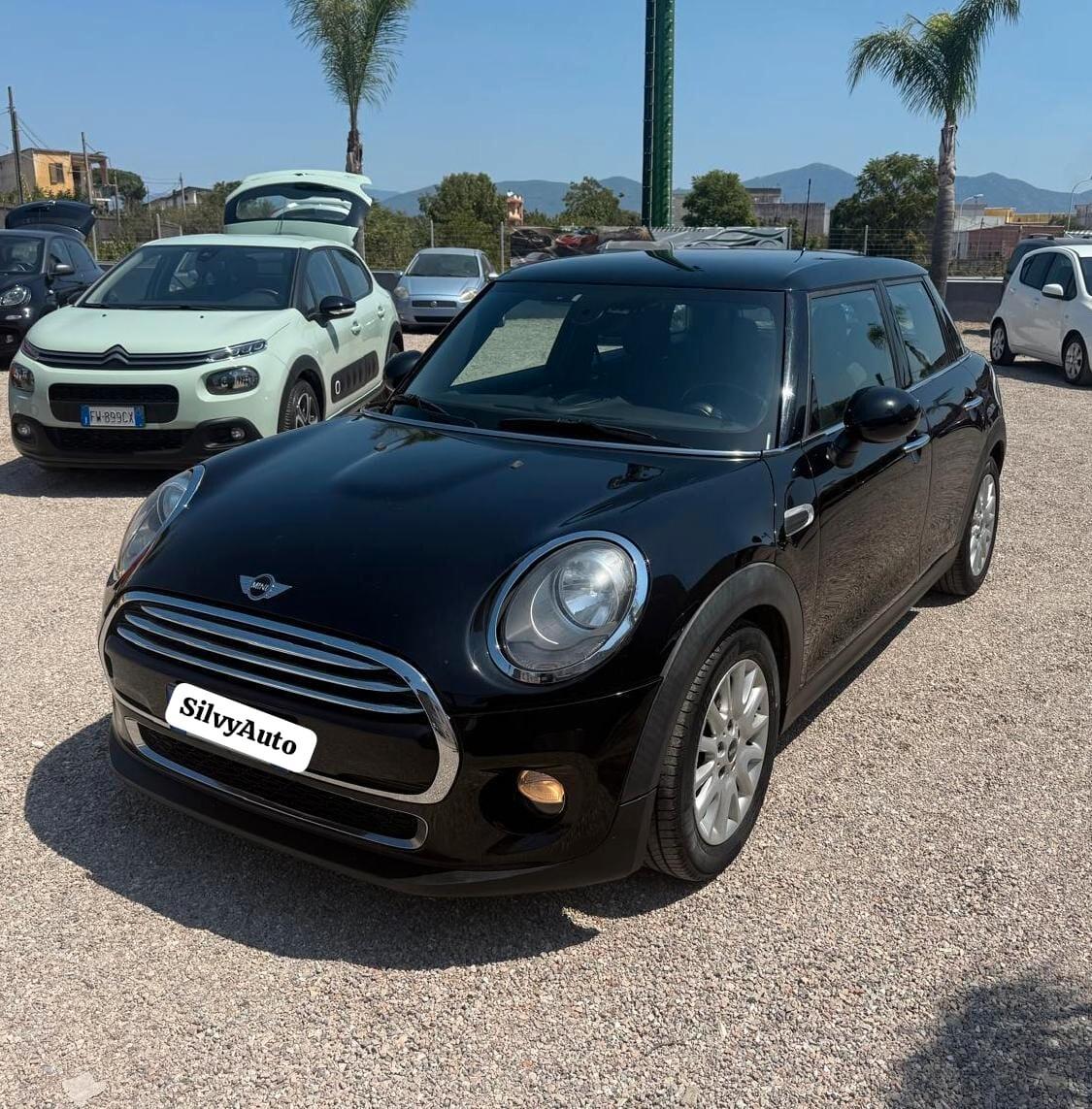 Mini 1.5 Cooper D Business XL 5 porte