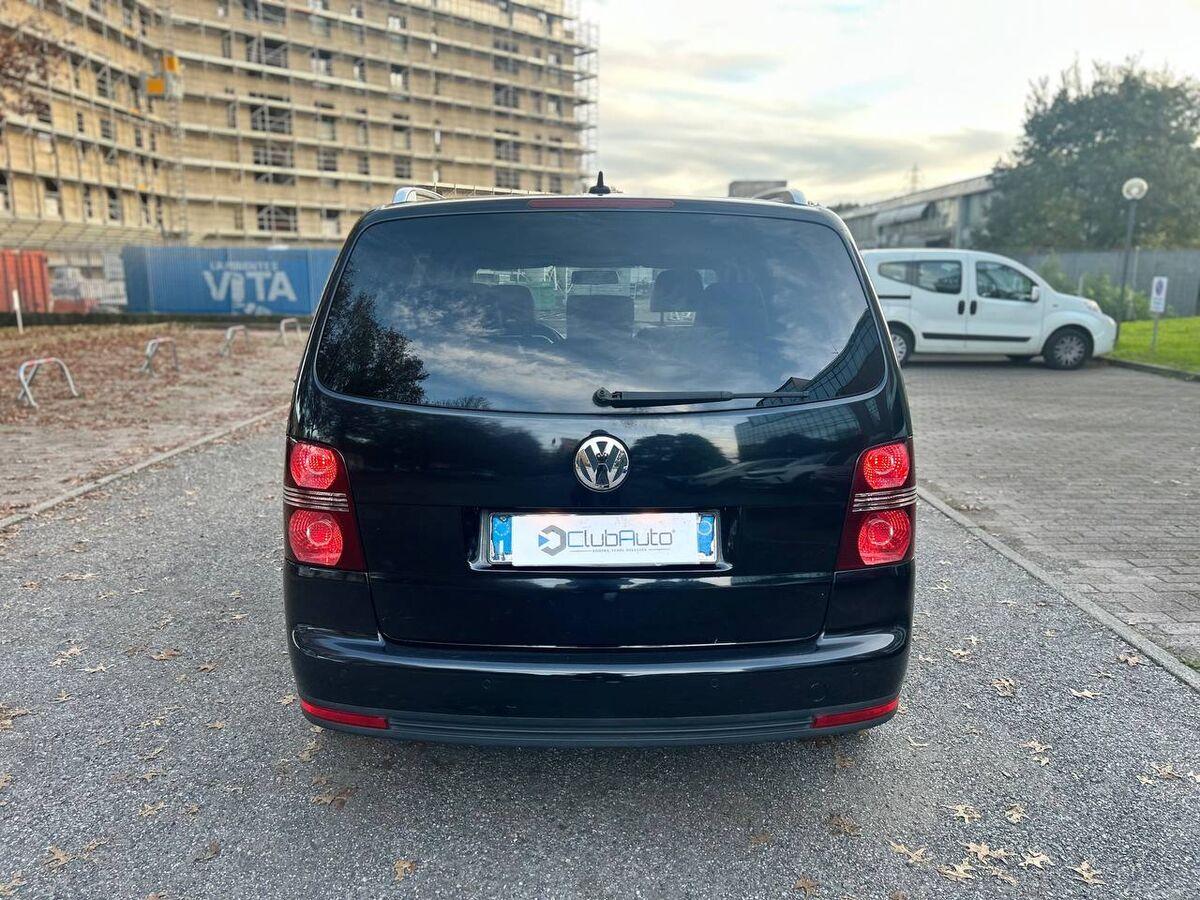 Volkswagen Touran 2.0 tdi Highline 170cv dsg dpf
