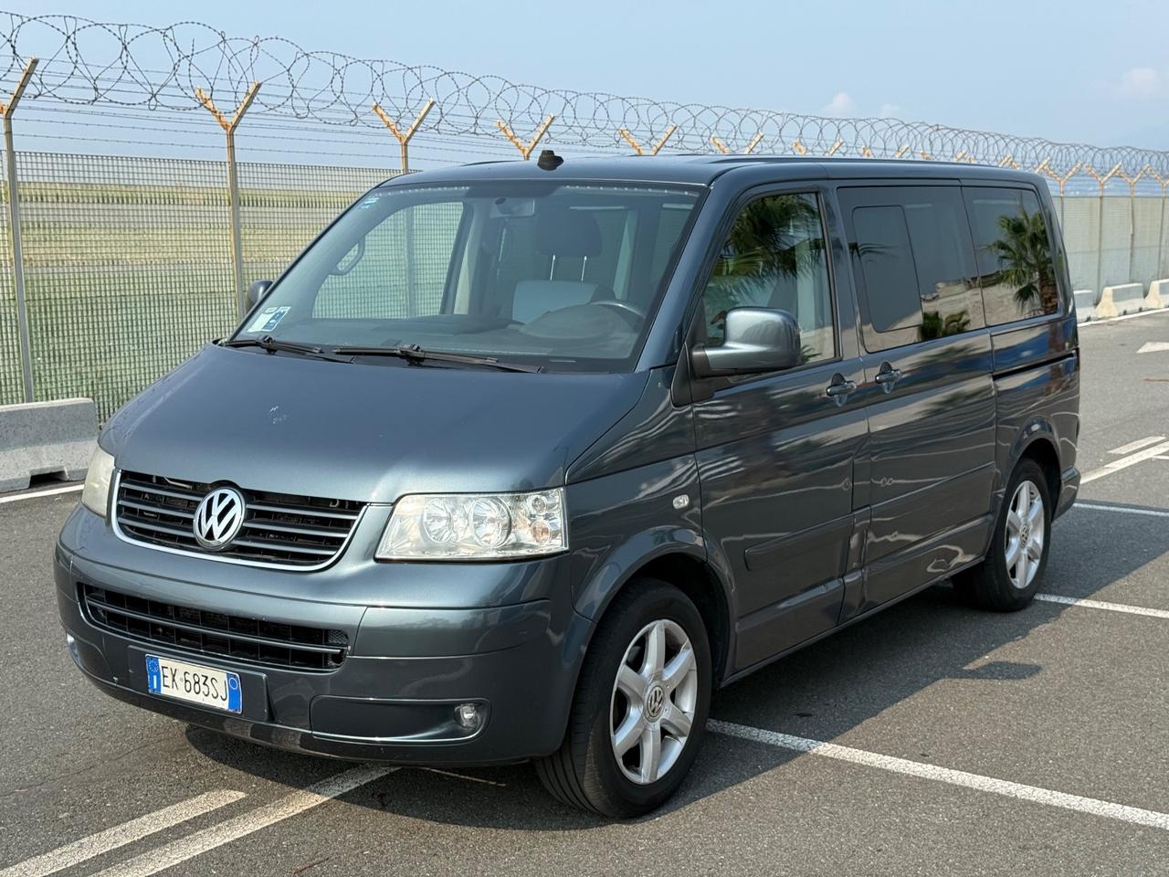 Volkswagen Multivan 2.5 tdi ATLANTIS-FULL-MOTORE 10.000 KM
