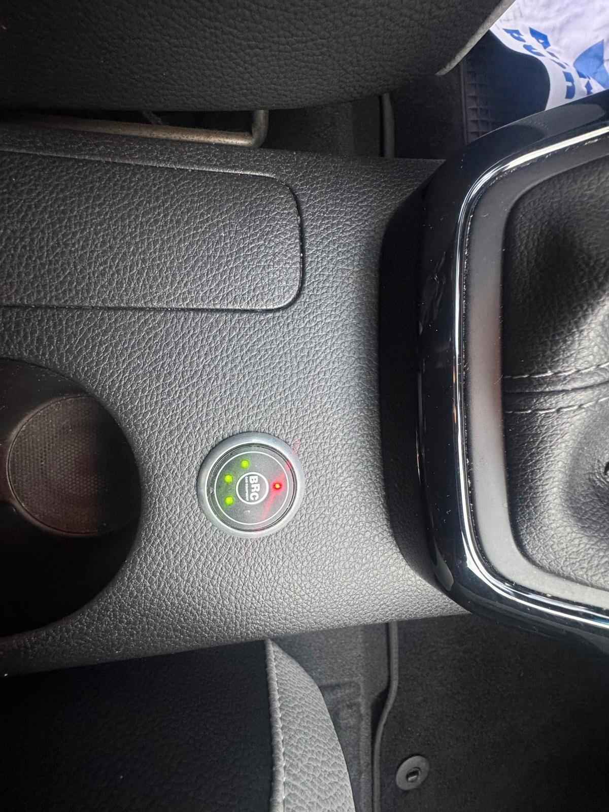 Kia Stonic 1.4 MPI EcoGPL Energy