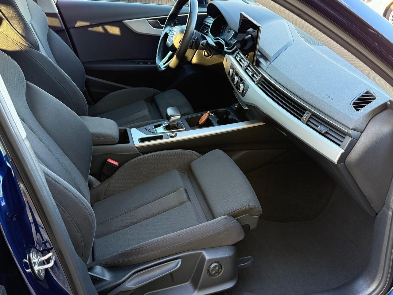 Audi A4 2.0d/163 CV 2021 TG UFFICIALI/PREZZO REALE