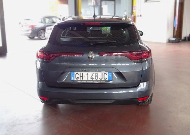 RENAULT Megane Mégane Sporter Blue dCi 115 CV N1 Autocarro