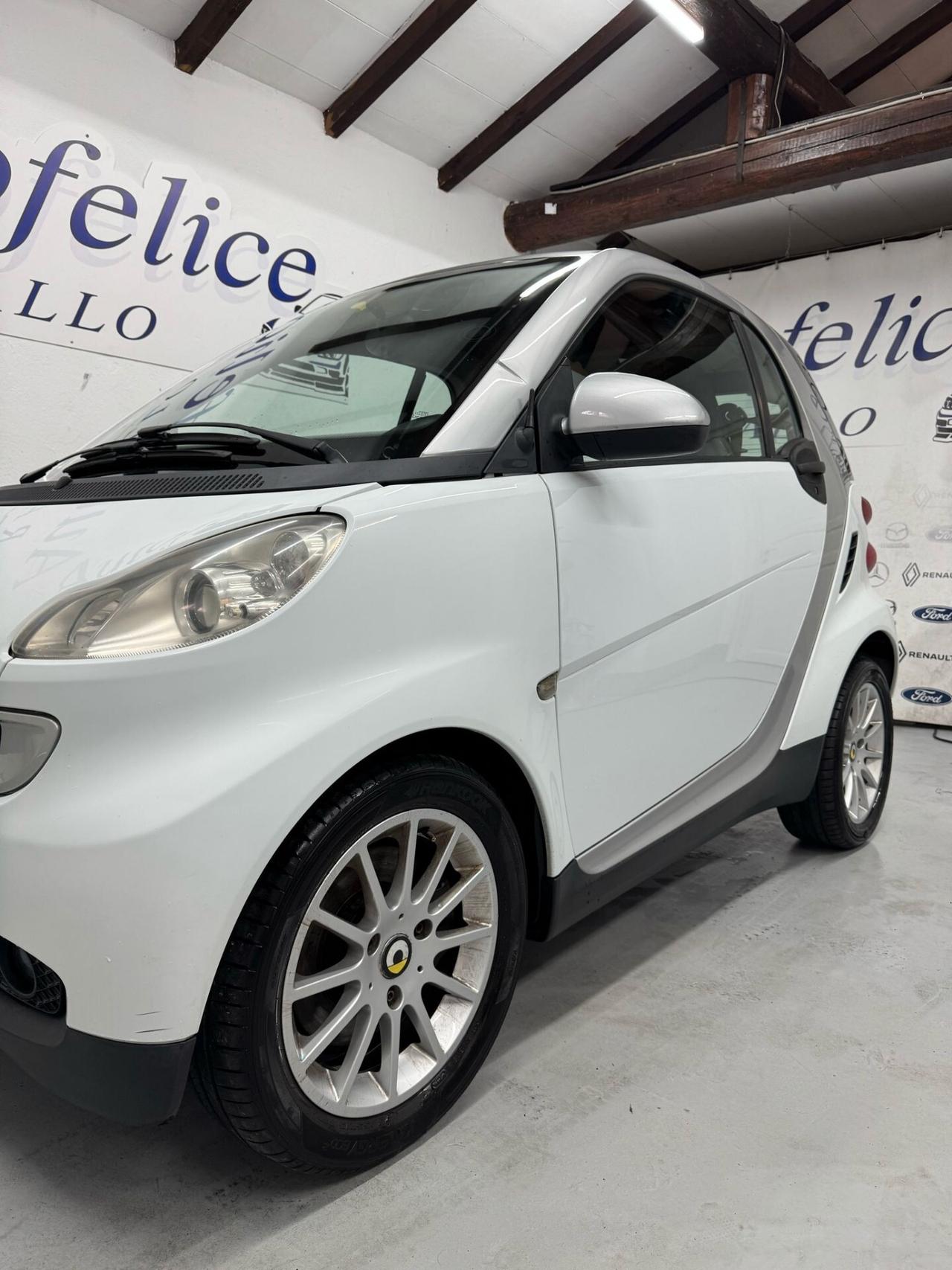 Smart ForTwo 1000 62 kW coupé passion