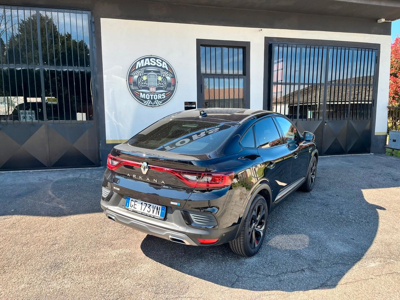 Renault Arkana Hybrid E-Tech 145 CV R.S. Line