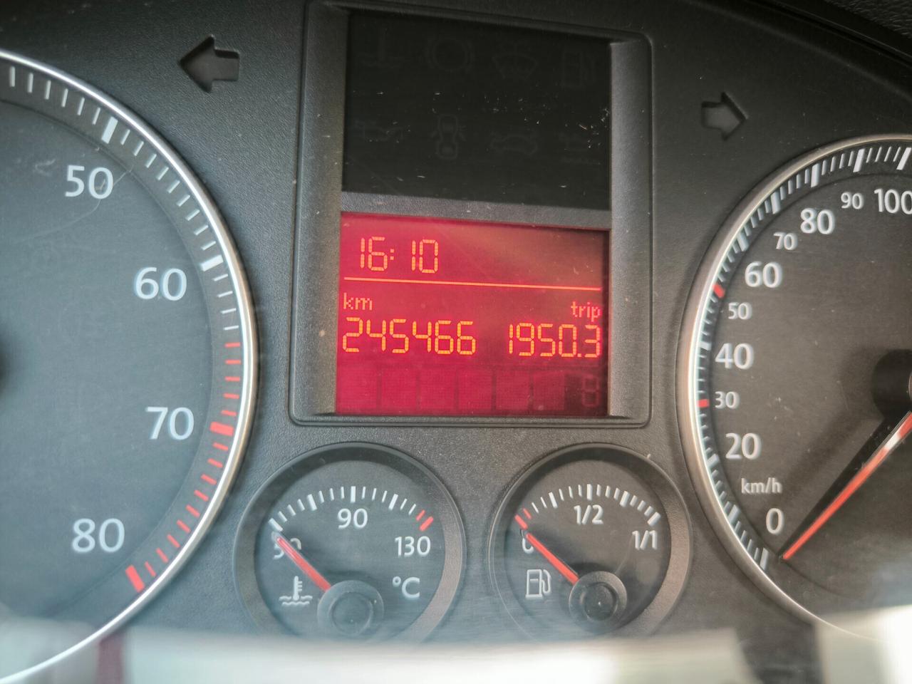 Volkswagen Golf 1.6 16V FSI 5p. Sportline