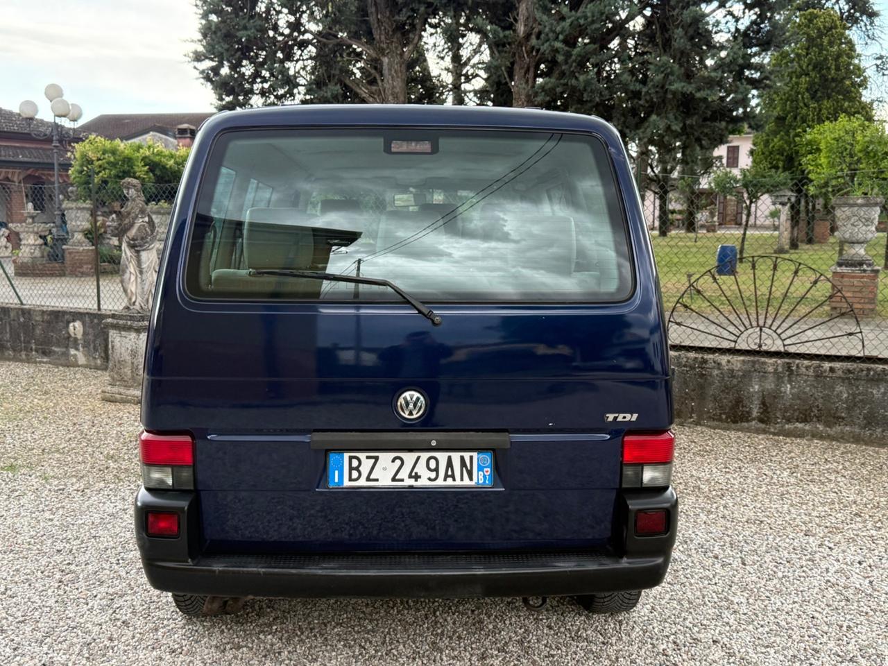 Volkswagen Caravelle/Multivan Caravelle 2.5 TDI/102CV Comfortline
