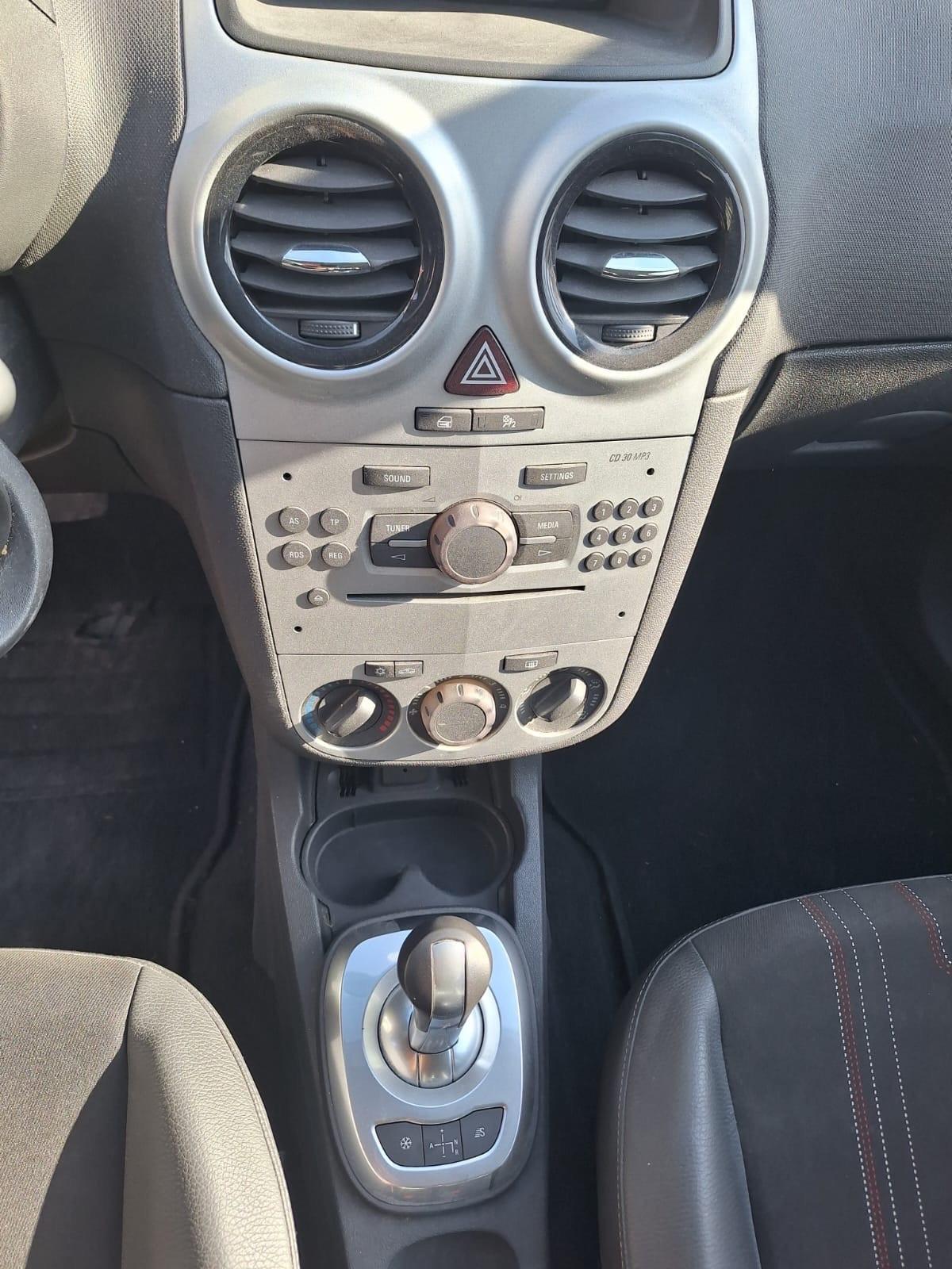 Opel Corsa S-D 1.2 5 p. AUTOMATICA