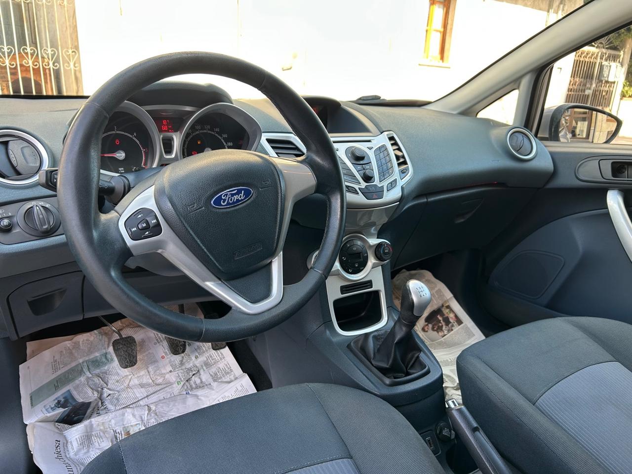 Ford Fiesta 1.4 TDCi 5p. Titanium