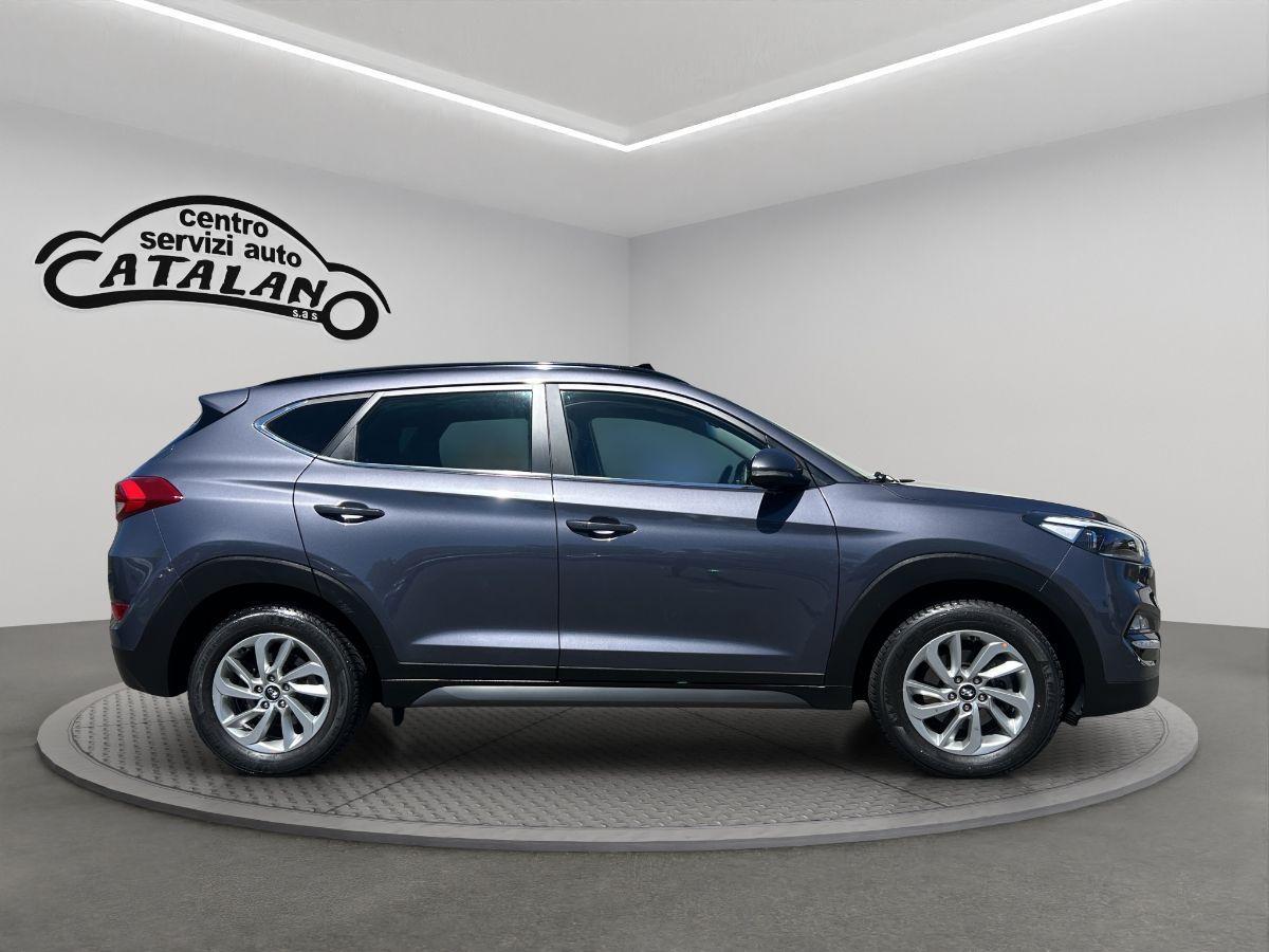 HYUNDAI - Tucson - 1.7 CRDi 115CV XPossible TETTO APRIBILE TELECAMERA