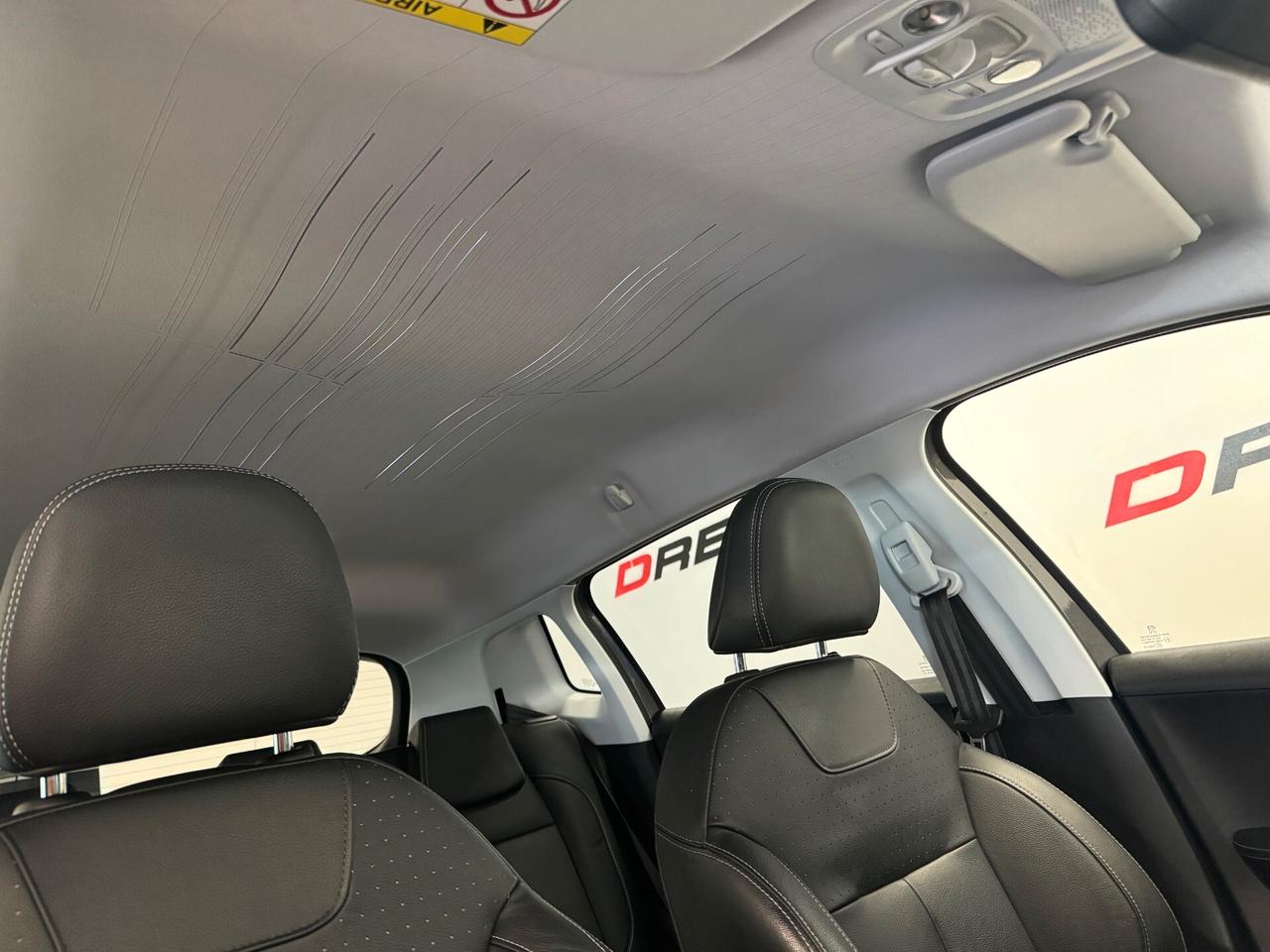 Peugeot 2008 BlueHDi 120 S&S Black Matt OPACO PELLE NAVI