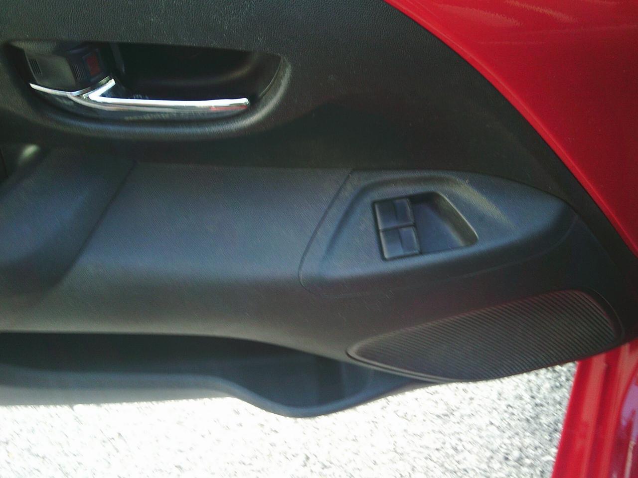 Toyota Aygo 1.0 VVT-i 69 CV 5 porte x-play