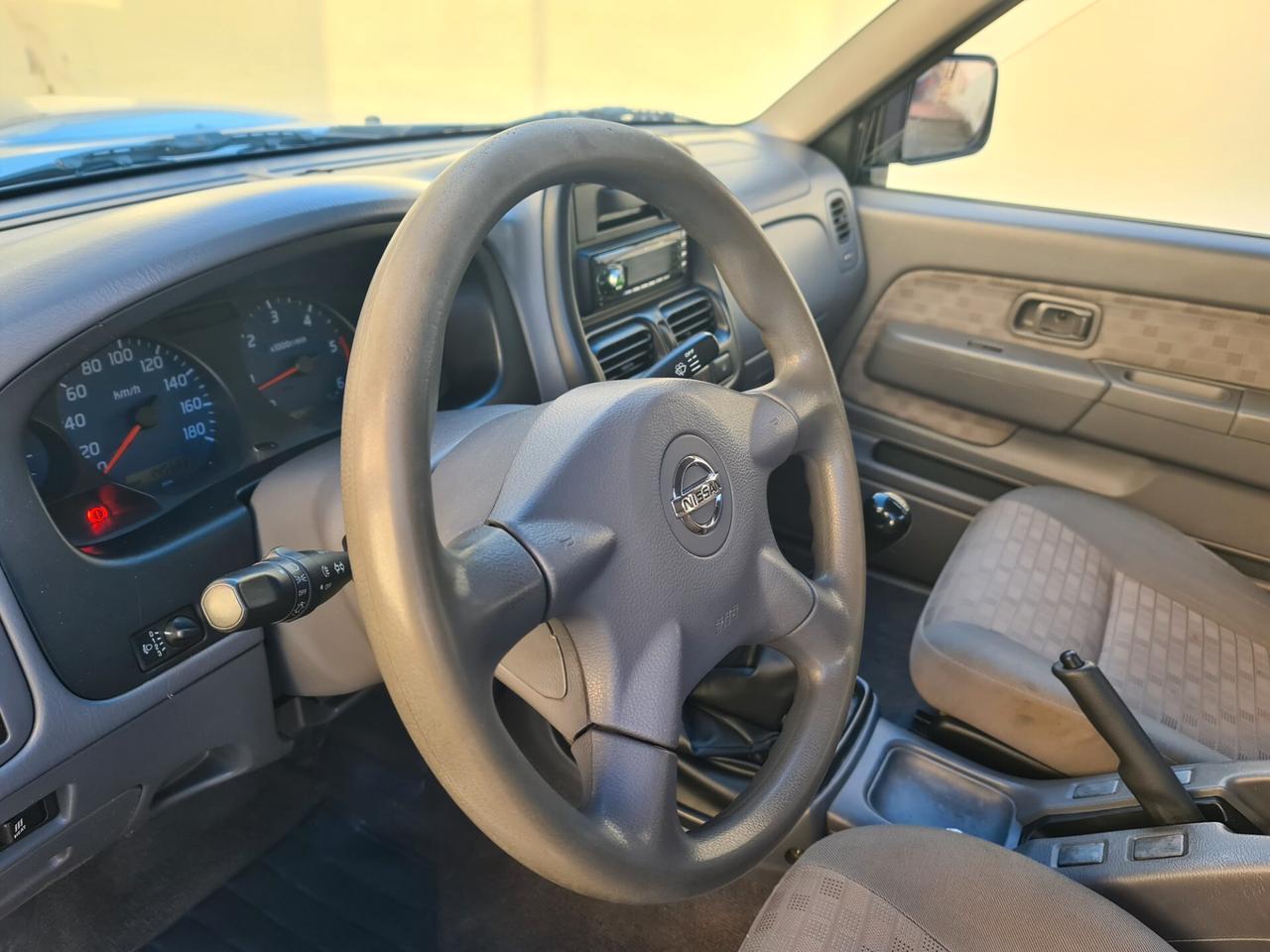 Nissan Navara 4x4 2.5 TD King Cab