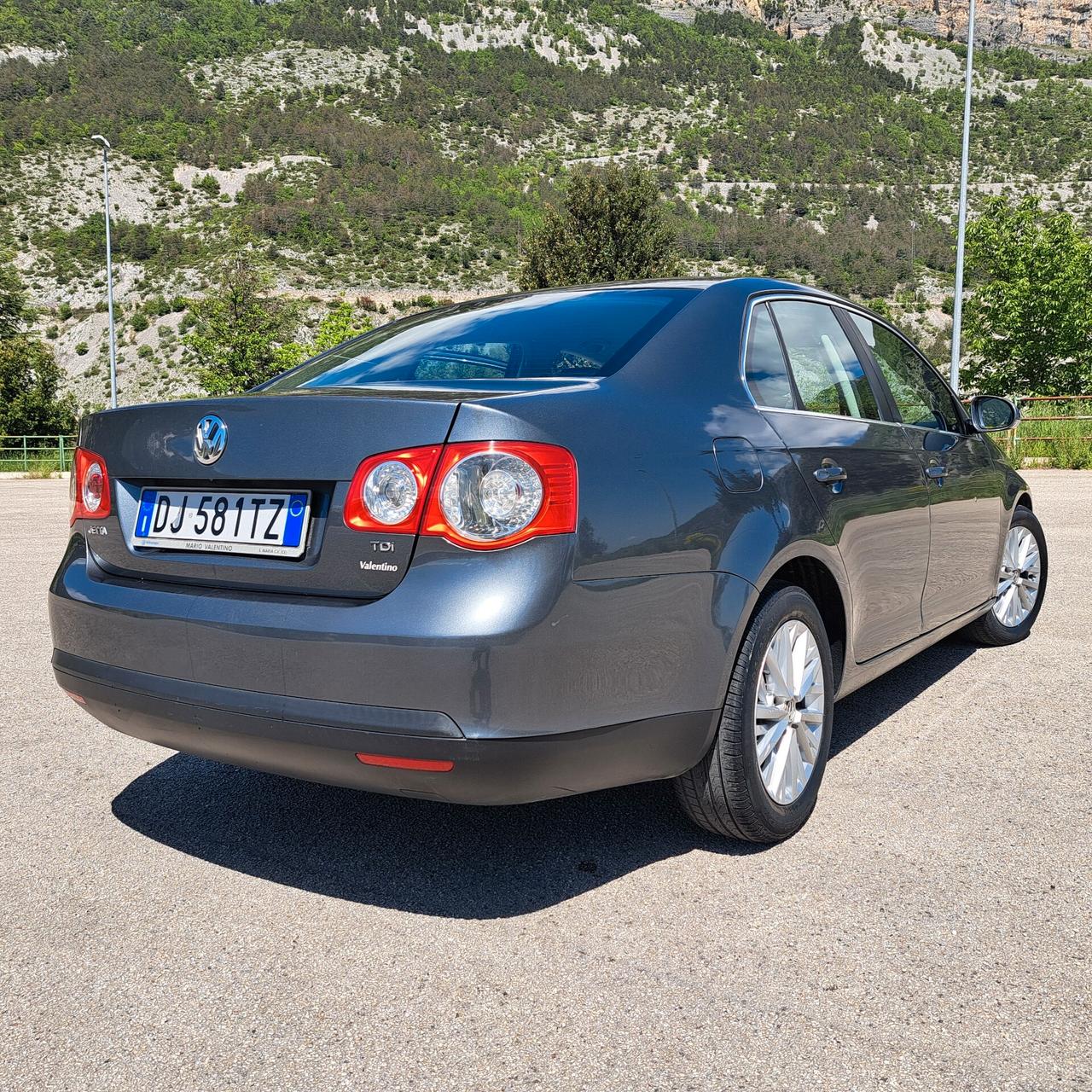 Volkswagen Jetta 1.9 TDI Bella Davvero