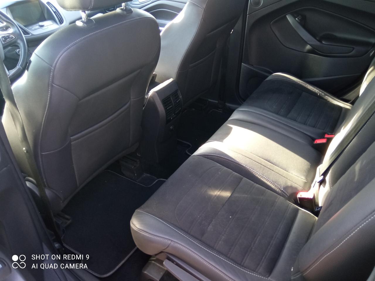 Ford Kuga 2.0 TDCI 150 CV S&S 4WD Powershift ST-Line