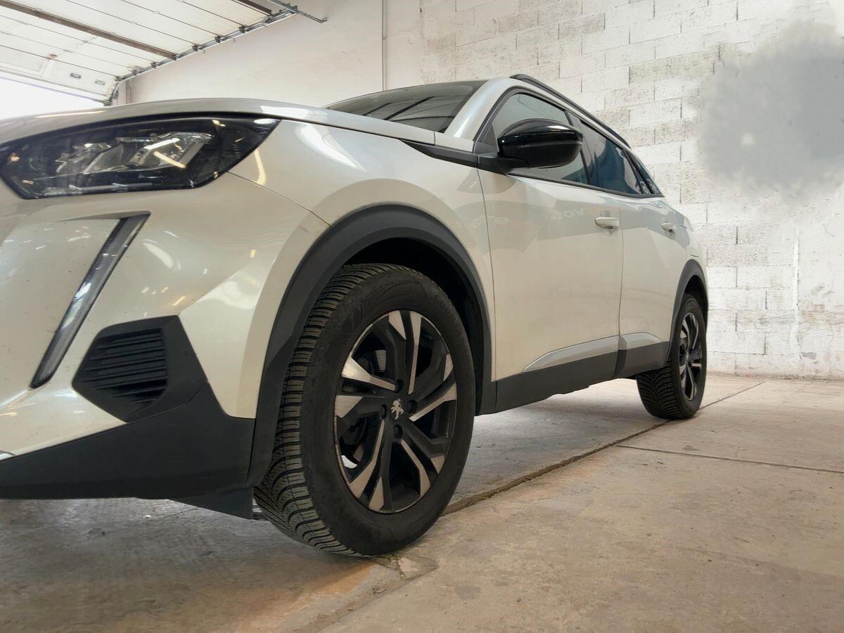 Peugeot 2008 PureTech 100 S&S Allure Pack- bianco perla