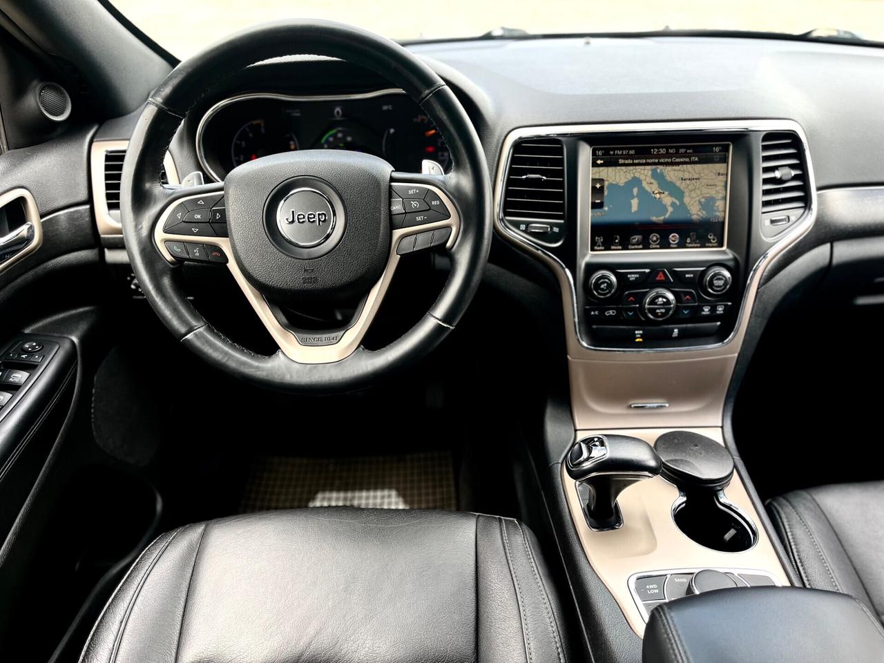 Jeep Grand Cherokee 3.0 V6(190cv)*NAVI*KEYLESS*GOMME NUOVE*SCHERMI POSTERIORI