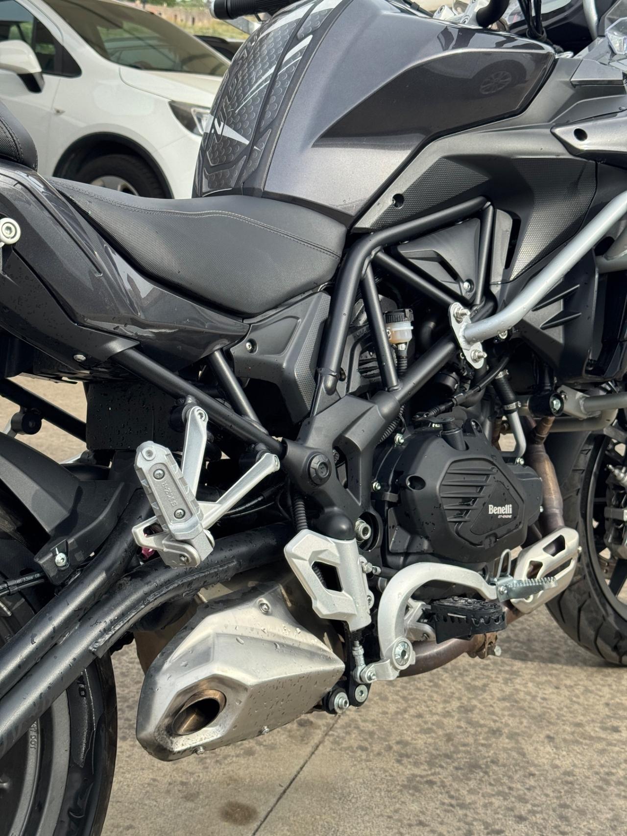 Benelli TRK 502