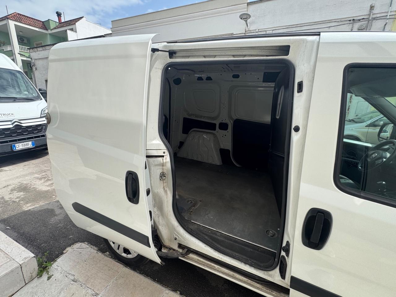 Fiat doblo cargo ice 1.6 mj2 105 navigatore