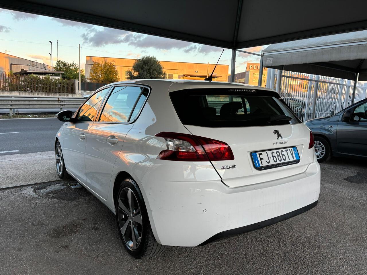 Peugeot 308 BlueHDi 120 S&S EAT6 GT Line