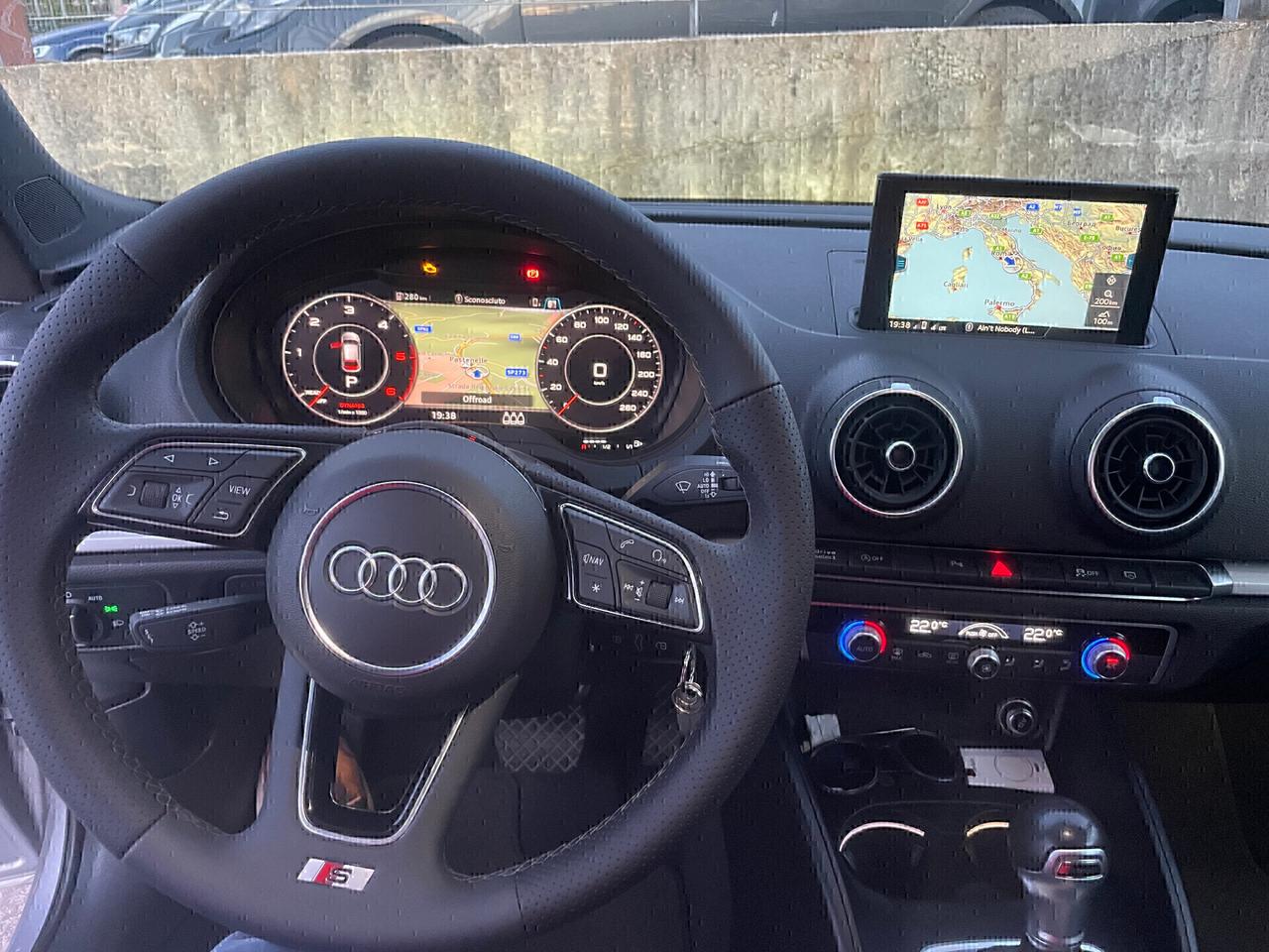 Audi A3 2.0 TDI 150 CV S LINE