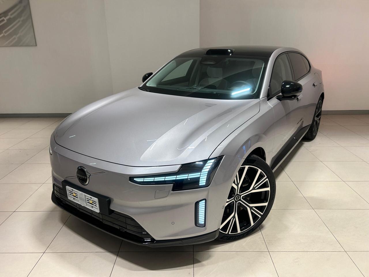 Volvo ES90 Single Motor Ext. Range Ultra *NOLEGGIO A SOLI 990€!!*