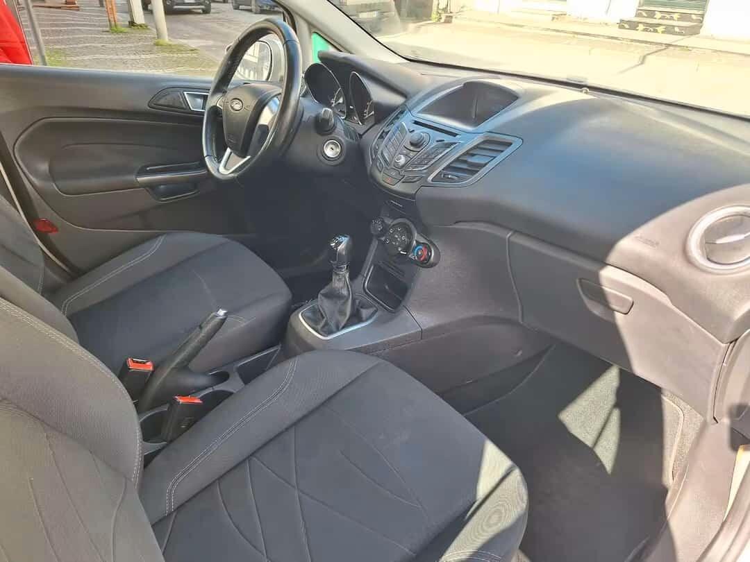 Ford Fiesta 1.5 TDCi 75CV 5 porte