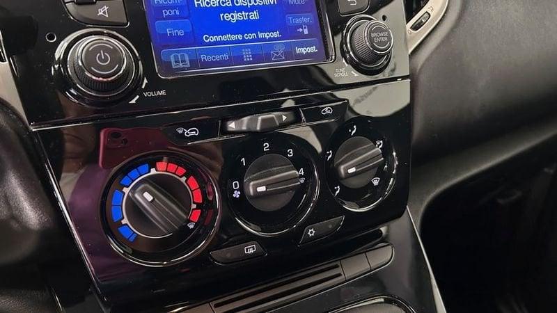 Lancia Ypsilon 1.2 69 CV 5 porte Gold 5 POSTI *P.ZO REALE*