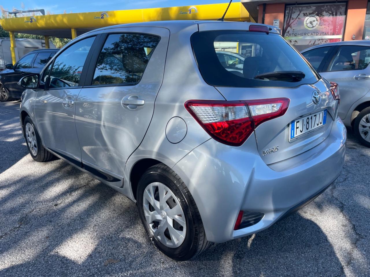 Toyota Yaris 1.0 5 porte POCHISSIMI KM.!!!