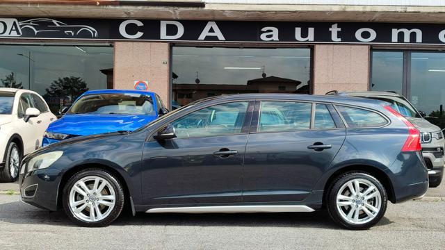 VOLVO V60 D2 1.6 Momentum