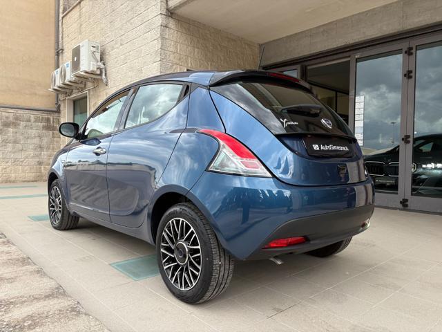 LANCIA Ypsilon 1.0 FireFly 5 porte S&S Hybrid Gold 5 posti.