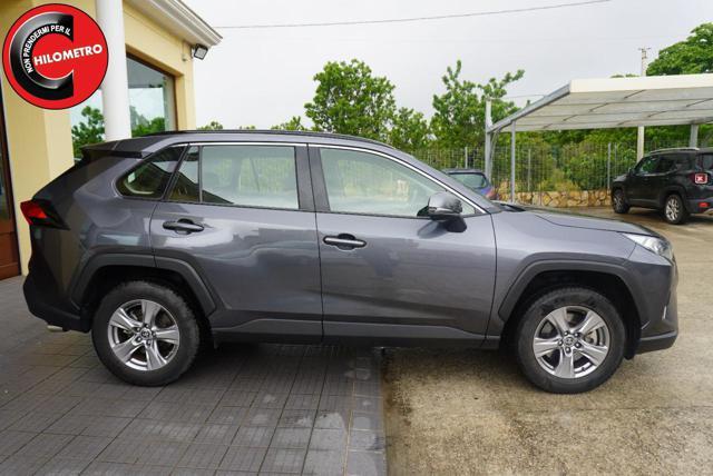 TOYOTA RAV 4 MY23 RAV4 2.5 HV (218CV) E-CVT 2WD Business