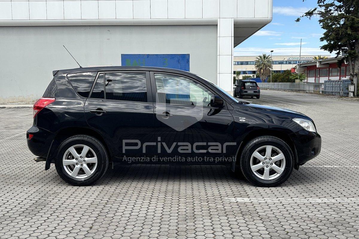 TOYOTA RAV4 Crossover 2.2 D-4D 136 CV DPF Sol