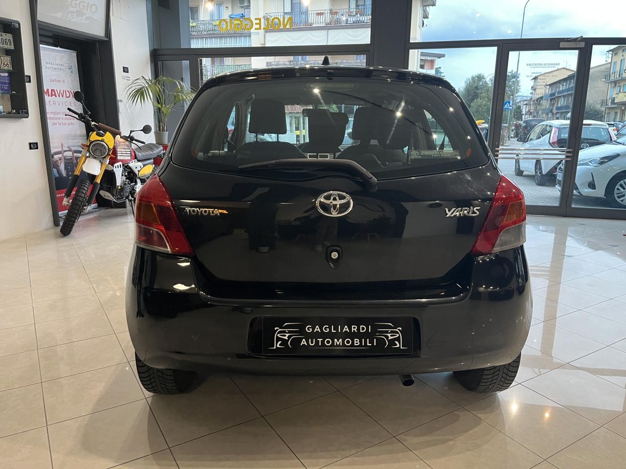 Toyota Yaris 1.3 5 porte