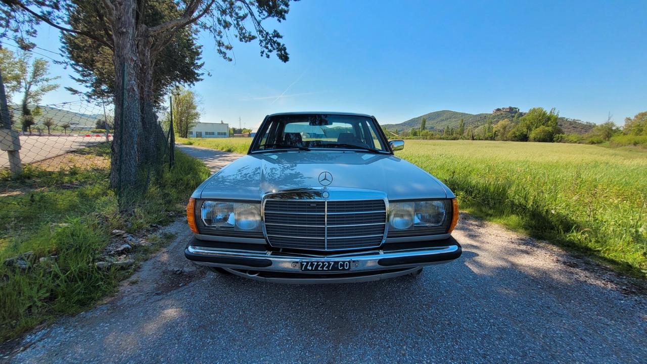 Mercedes-benz 200