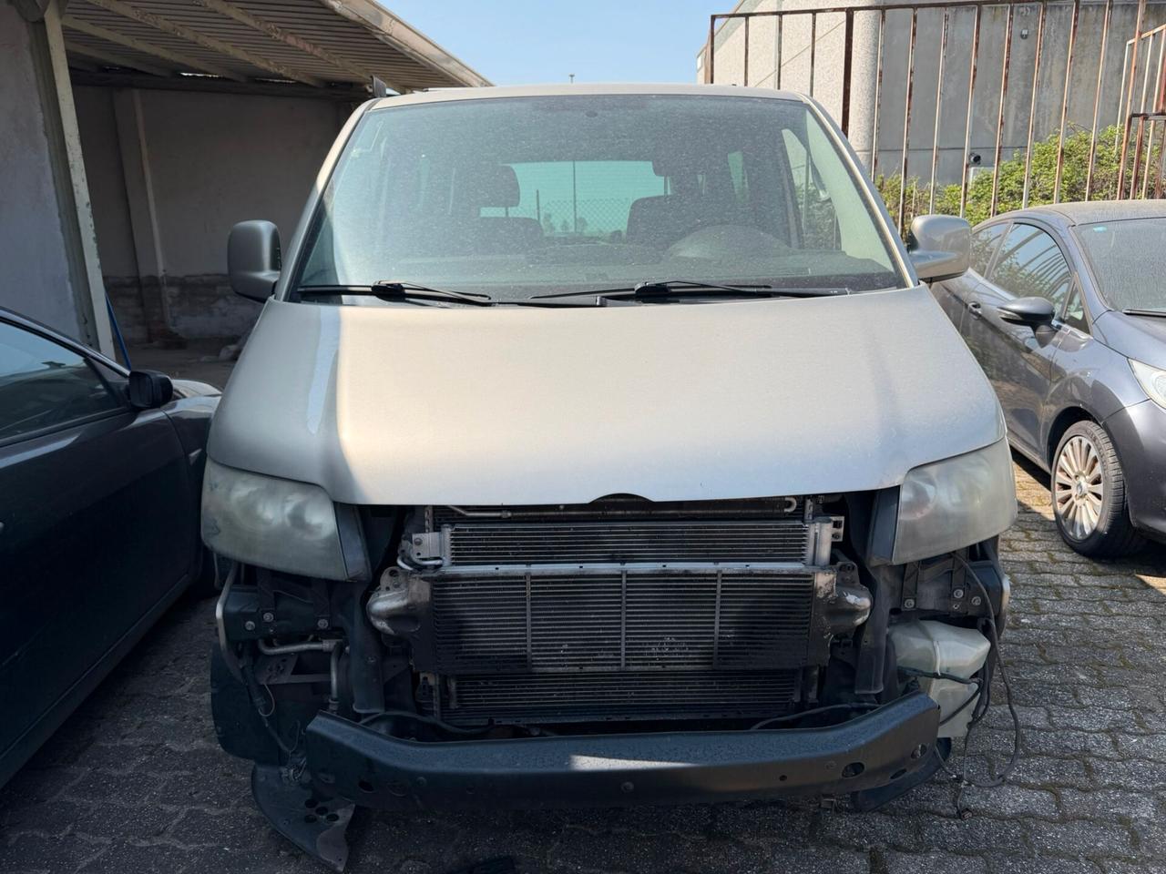 Volkswagen Multivan 2.5 TDI/130CV Comfortline