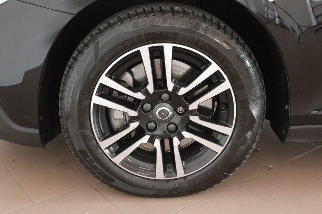 VOLVO V40 Cross Country D2 Business FULL-LED